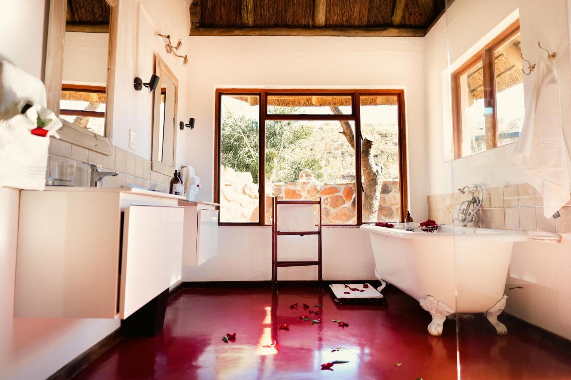 Shibula Solar Safari Big 5 Lodge Welgevonden Game Reserve Bagian luar foto