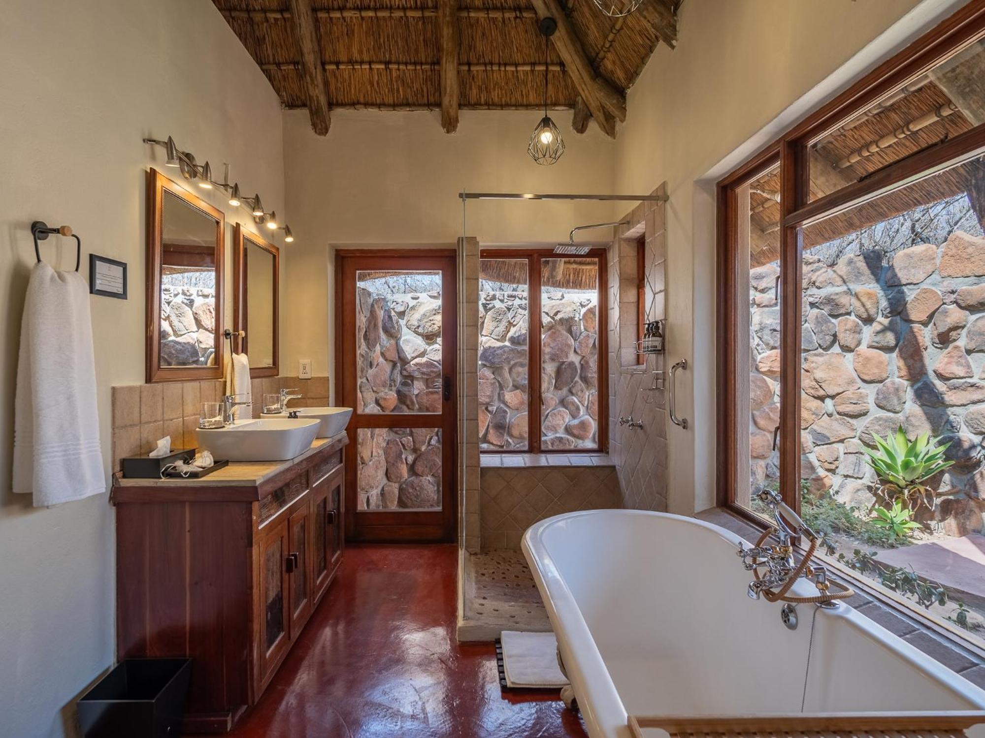 Shibula Solar Safari Big 5 Lodge Welgevonden Game Reserve Bagian luar foto